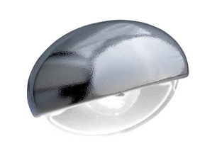 LED osvětlení podlahy na palubě