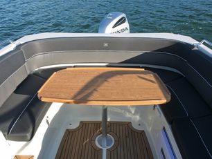 Stolek / lůžko s nohou pro AMT 230 DC